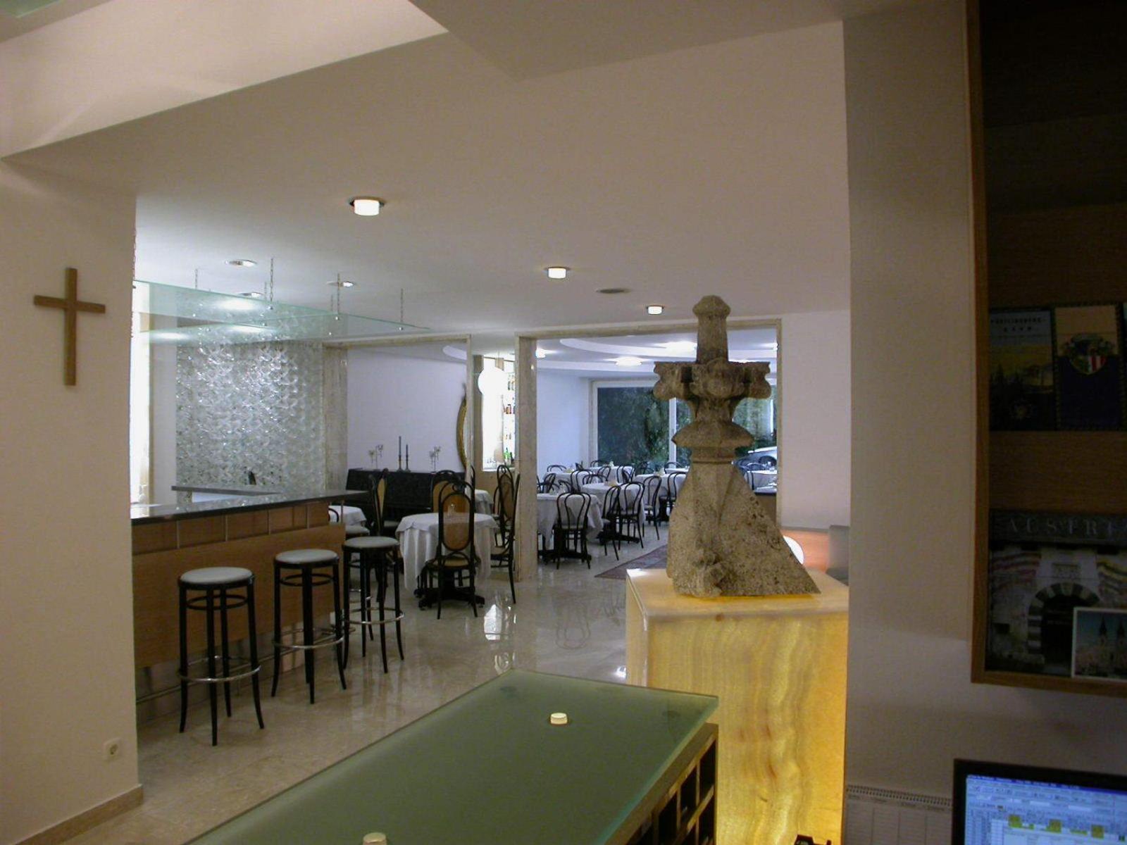 Dom Hotel Linz Bagian luar foto