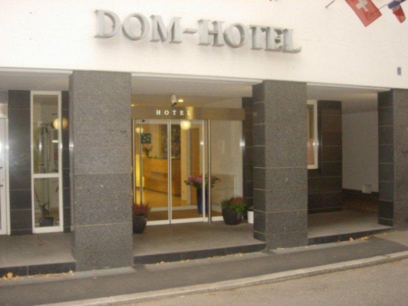 Dom Hotel Linz Bagian luar foto
