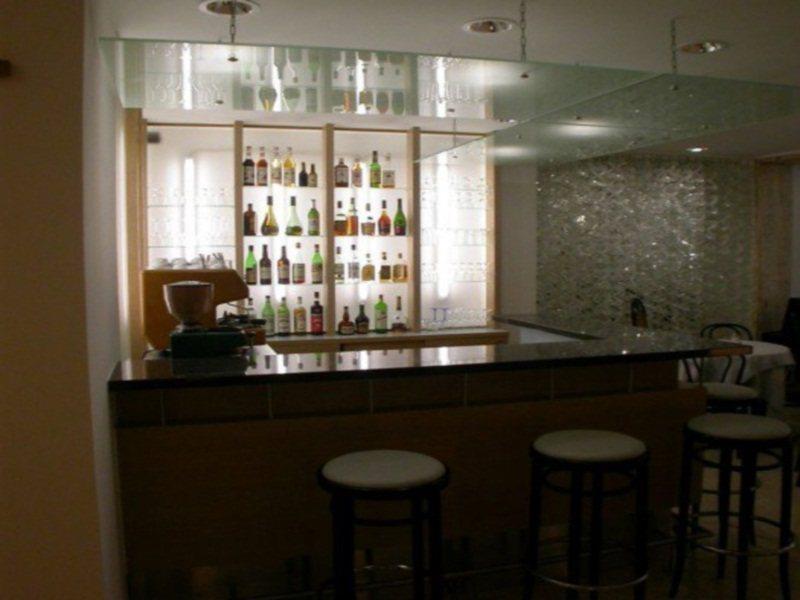 Dom Hotel Linz Bagian luar foto