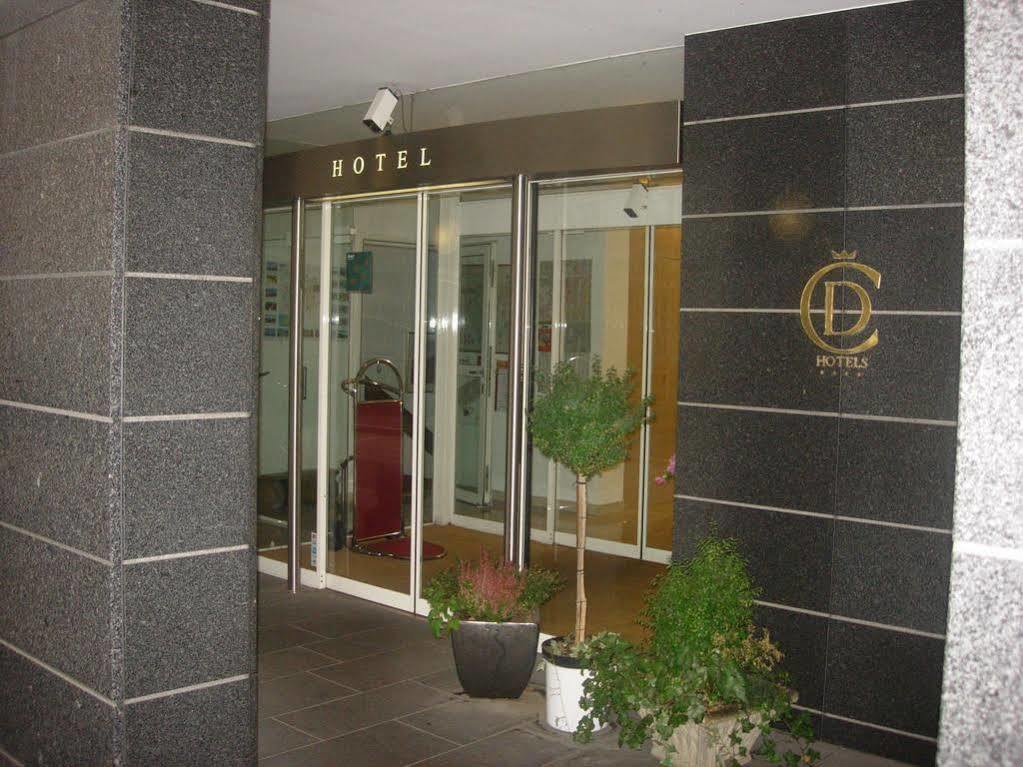 Dom Hotel Linz Bagian luar foto