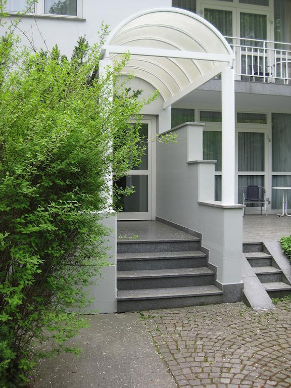 Dom Hotel Linz Bagian luar foto