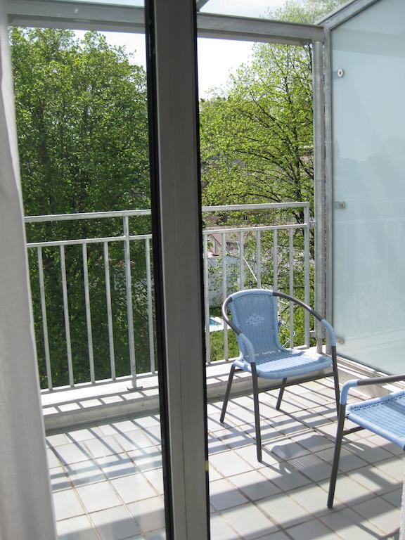 Dom Hotel Linz Bagian luar foto